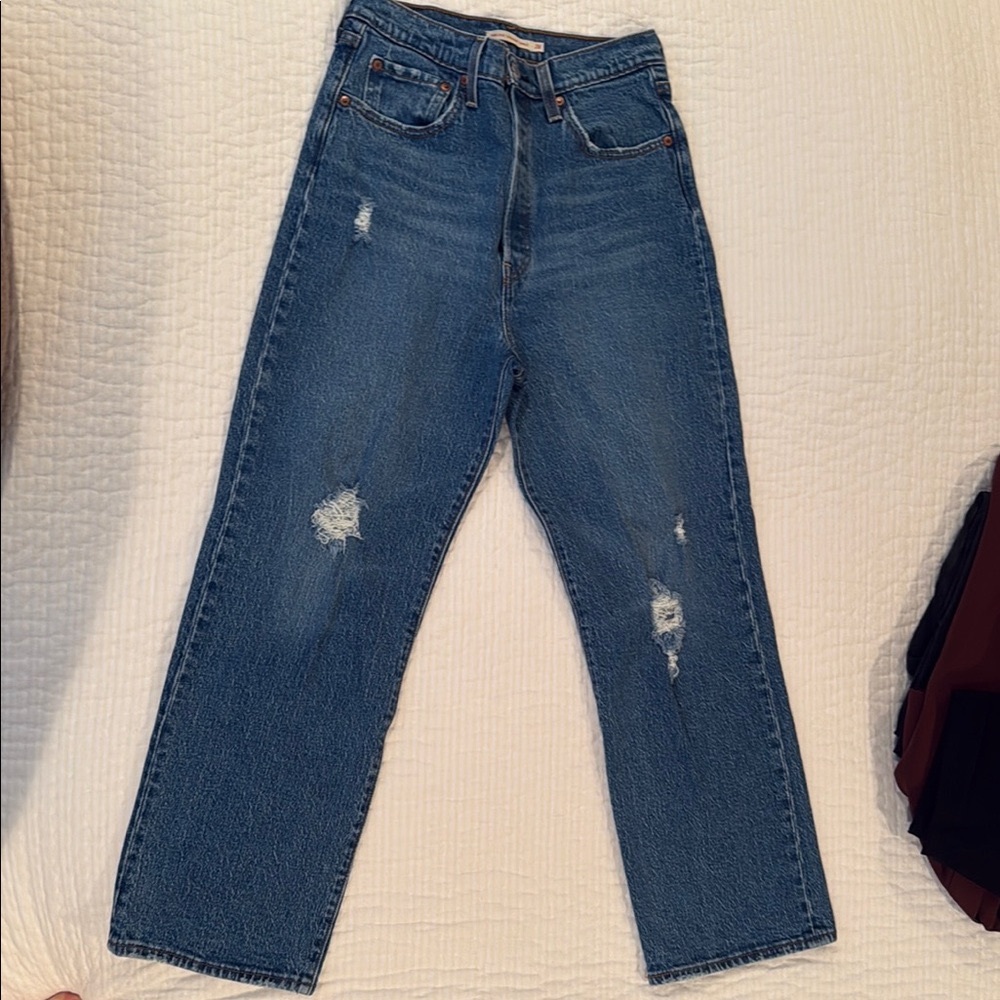 Levi Ribcage straight ankle size 28